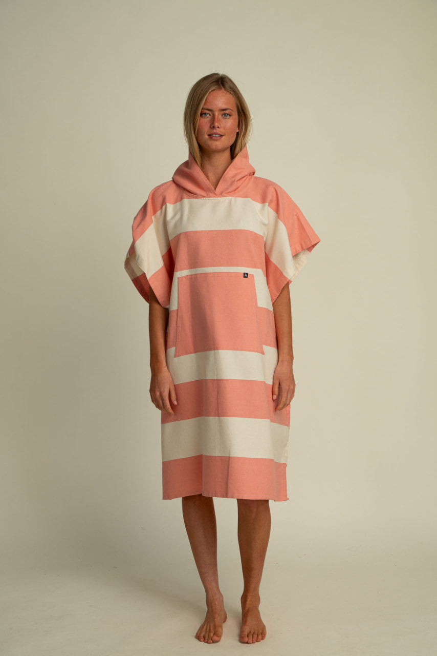 Futah - Bedu Koralle Poncho (1)