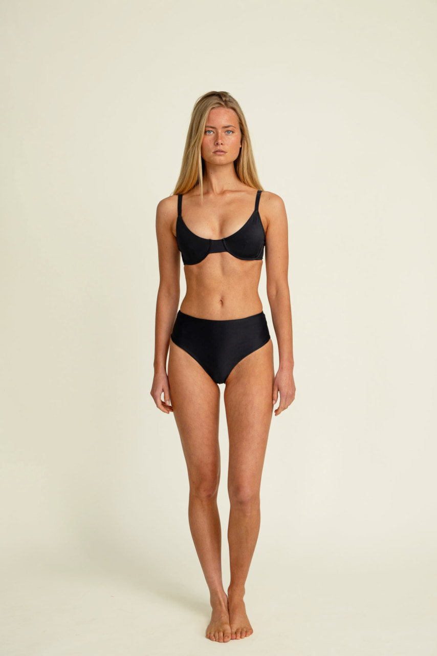 Futah - Ericeira Schwarzer Bikini-Bralette (2)