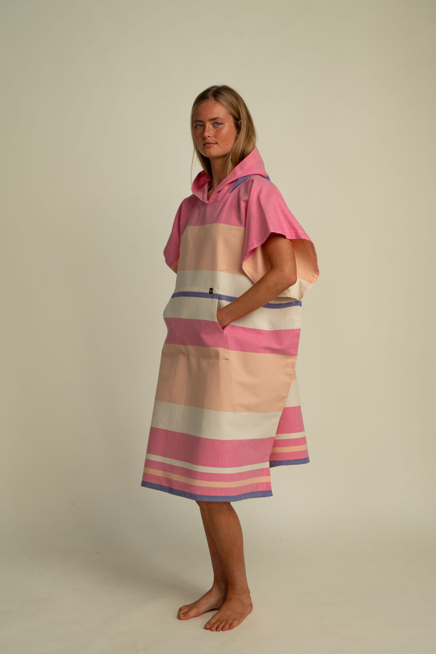Futah - Papua Rosa Poncho (2)