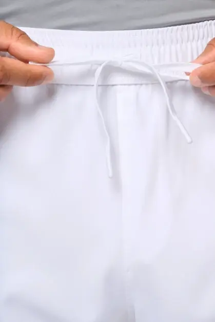 Weiße Sportsshorts (2)